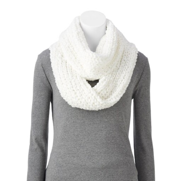 Sonoma Ivory Loop Infinity Knit Women’s Scarf - Picture 2 of 7